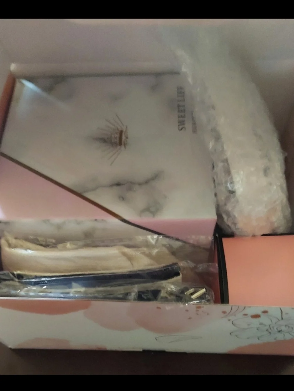 BESTIE beautiful 8 Piece Gift Set!  (NEW IN BEAUTIFUL GIFT BOX) BNWT 1 Left!
